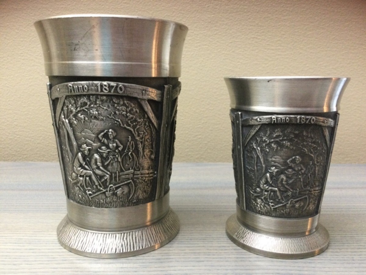 2 Vintage German Rein Zinn Gegossen Etainpur Footed 95