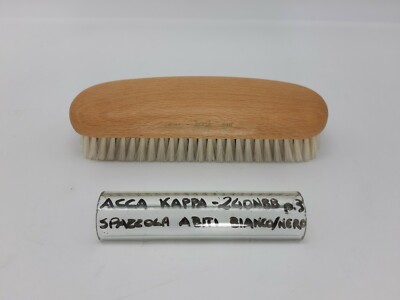 Dress Brush, Beech Wood Bristle, 240NBB Acca Kappa