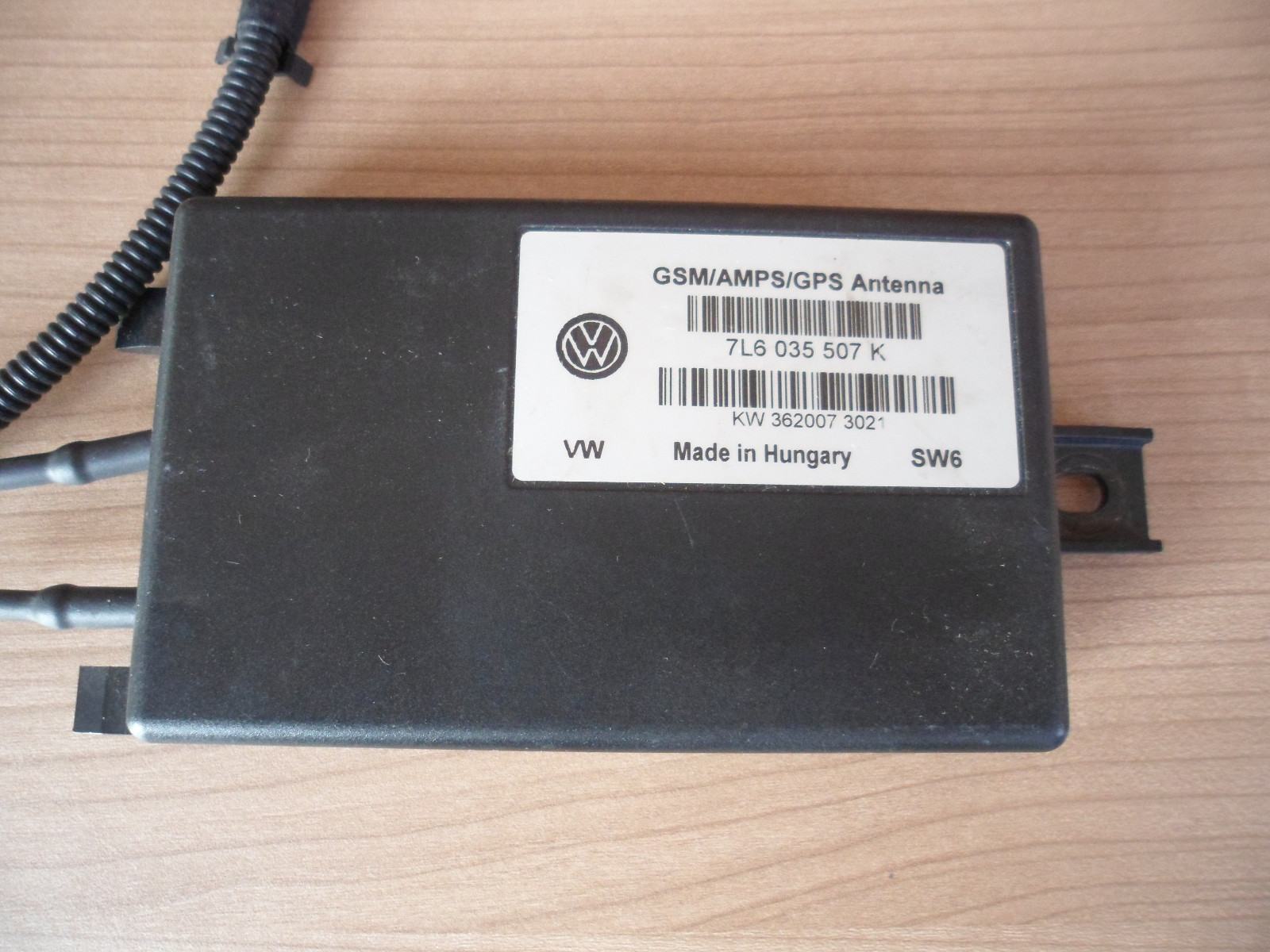 Orig VW Touareg 7L GSM AMPS GPS Antenne Telefon 7L6035507K antenna