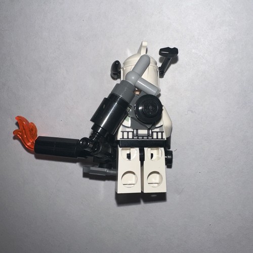 Lego Star Wars Clone Trooper Horn Company Sand Green W/ Flamethrower SW0298 - Picture 2 of 3