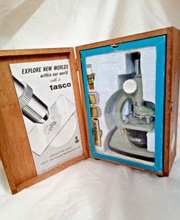Tasco 600 Microscope With Box . 1966