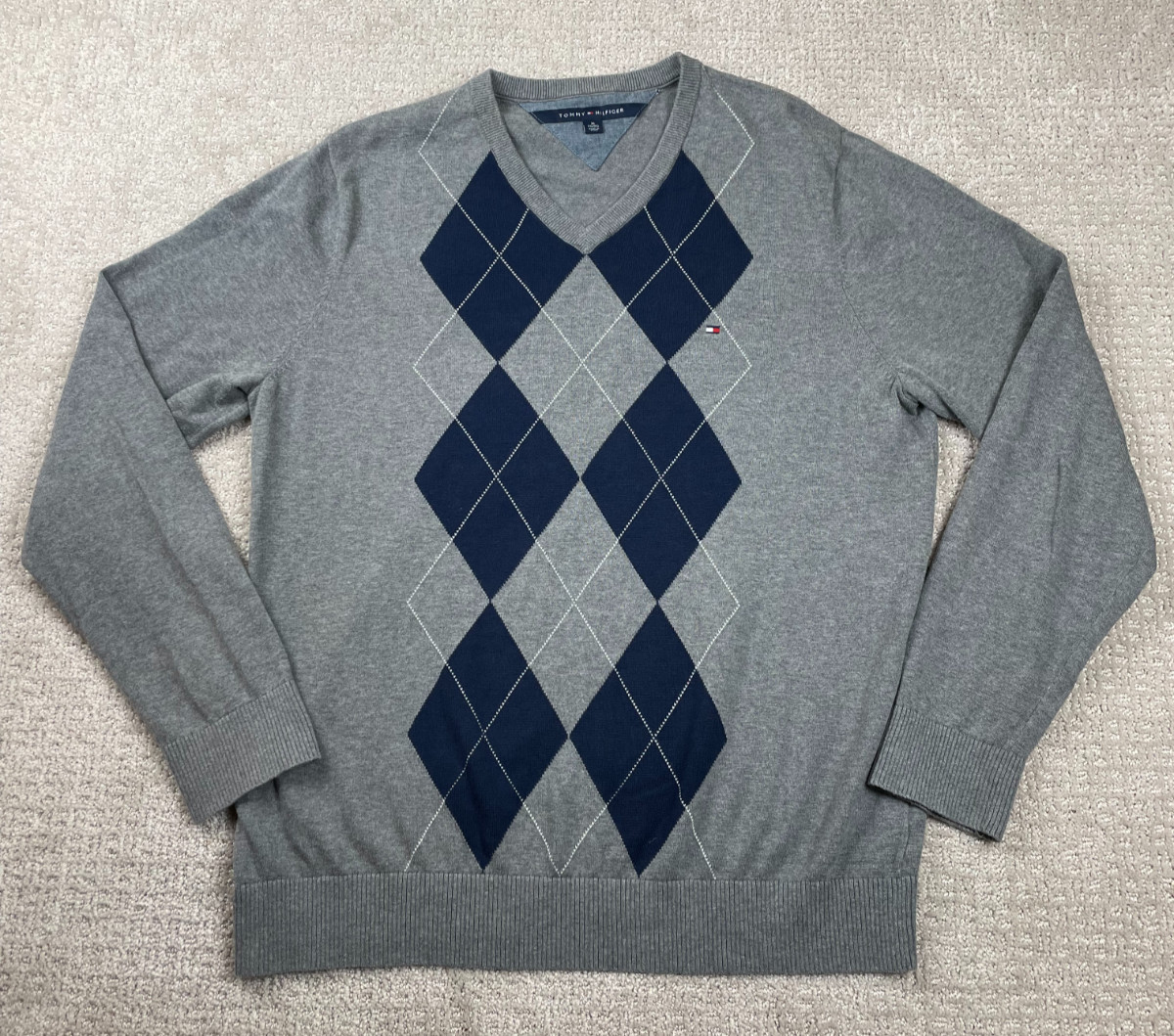 Tommy Hilfiger Sweater Men XL Gray Navy Argyle V Neck Knit Pullover Soft Library