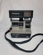 Polaroid Spirit 600 Instant Film Camera w/Light Management System  Flash