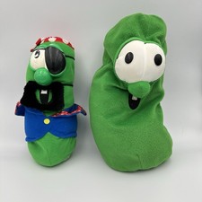 Veggie Tales Pirate Green Cucumber Larry Bean Bag Plush Toy 10" Vintage Lot of 2
