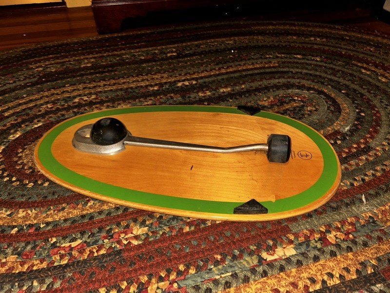 Quirky Wooden Balance Board w/ Roller, Non-Slip Pads Brown/Black