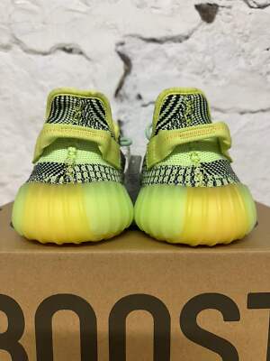 Size 9.5 - adidas Yeezy Boost 350 V2 Yeezreel Non-Reflective  display picture 3