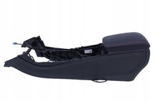 MERCEDES W117 CLA 2018 Mittelkonsole Armlehne W117