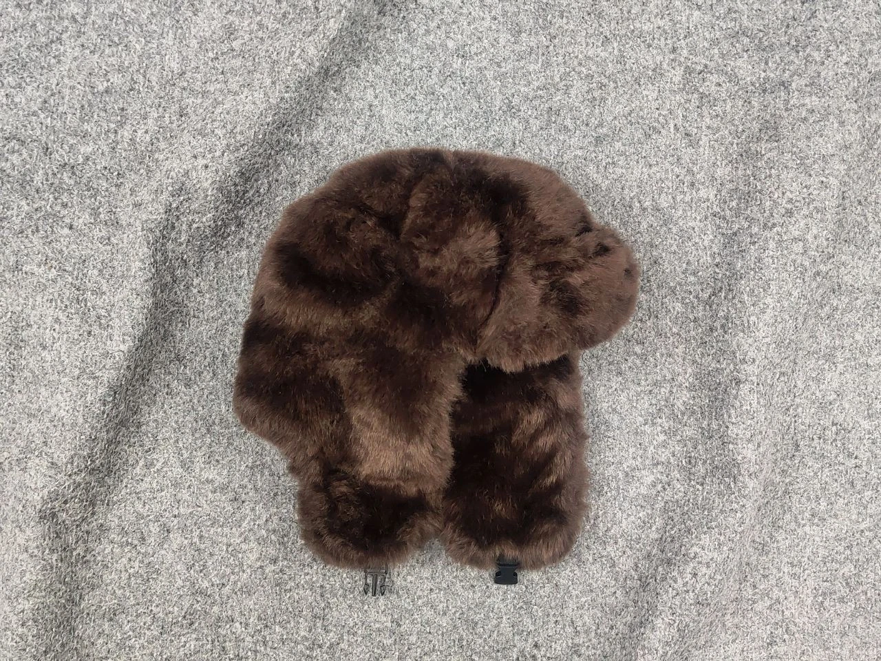Vintage Y2K Fuzzy Fur Ushanka Hat Brown faded l.g.b. Style
