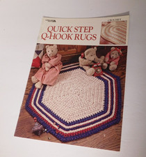 Quick Step Q-Hook rugs Crochet - Leisure Arts Leaflet c1998 8 designs dif. shape