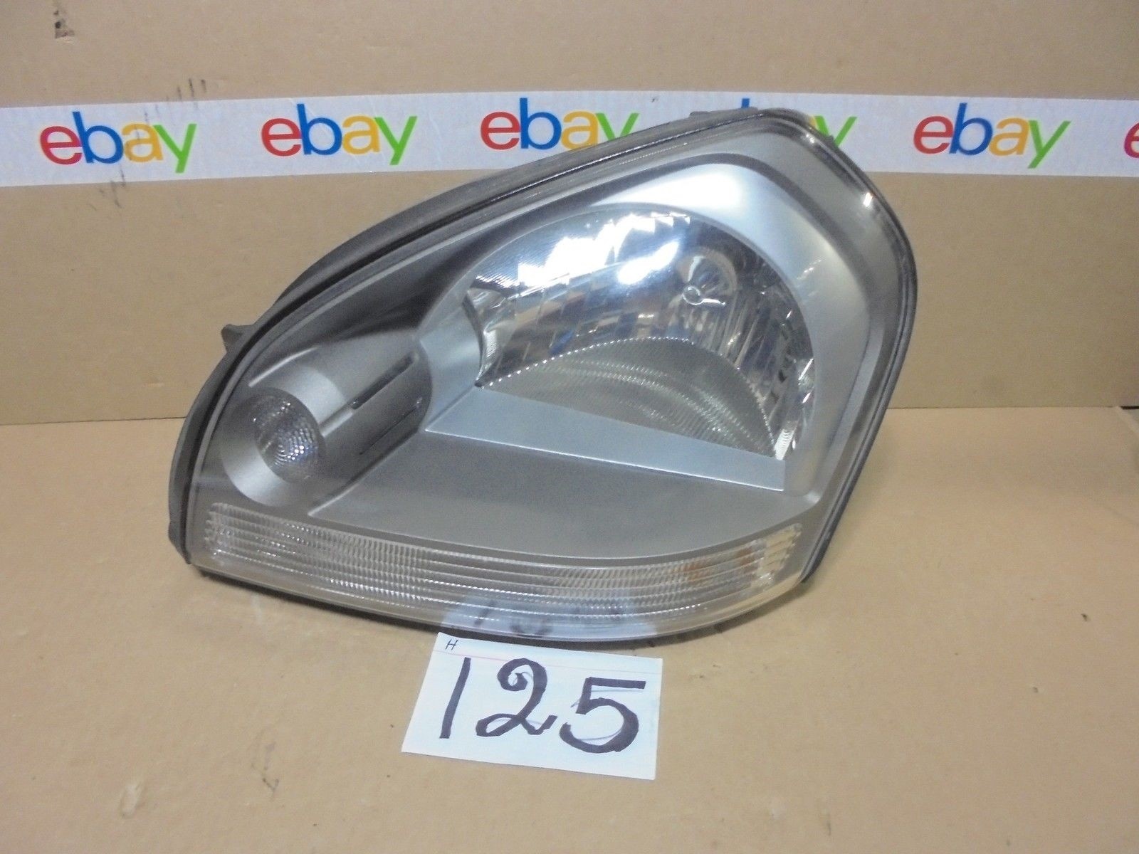 05 06 07 08 09 Hyundai Tucson DRIVER Side Headlight Used front Lamp #125-H