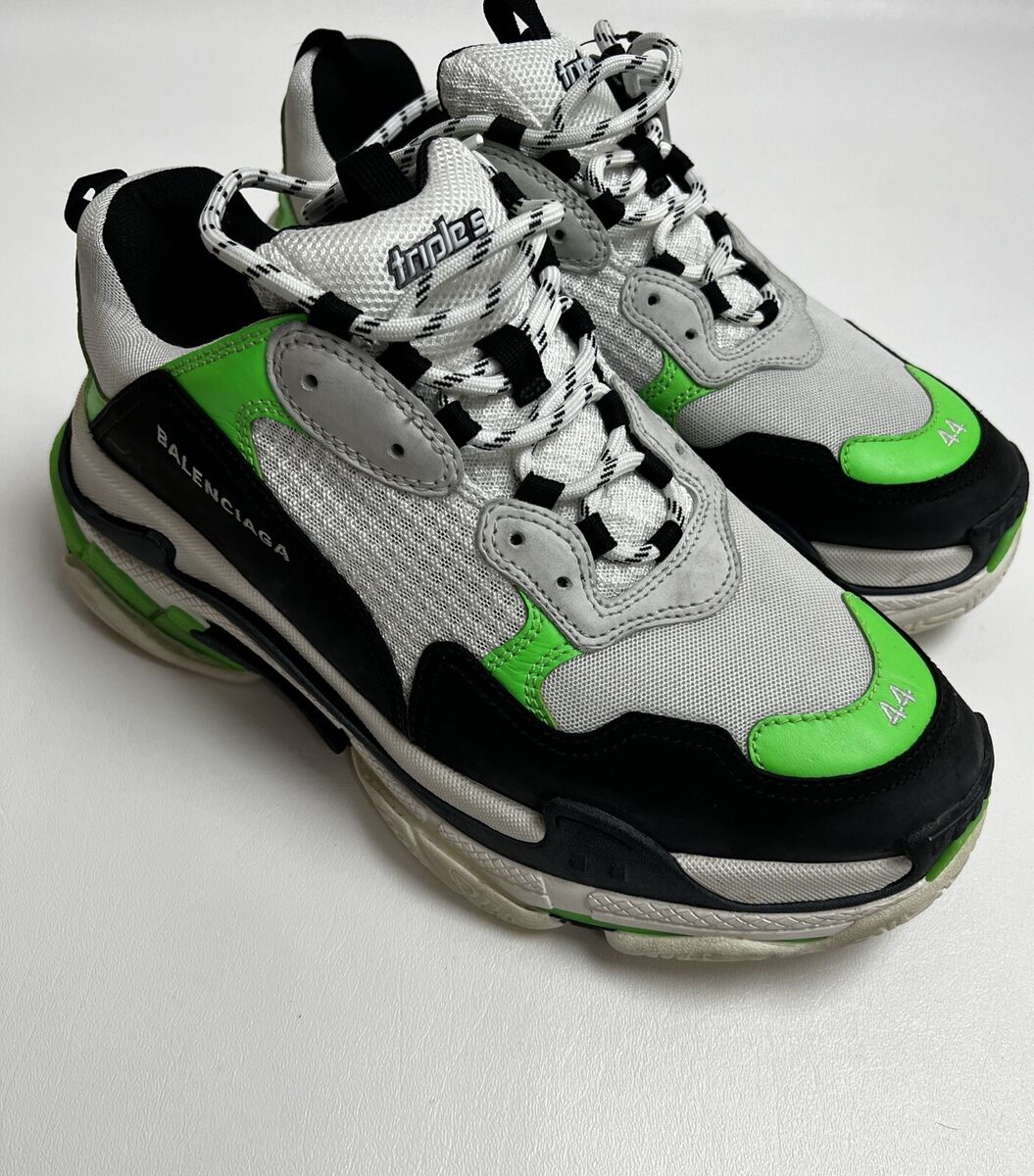 202 Balenciaga Triple S Green-Black Men's Sneakers Size 44 202 Balenciaga Triple S Green-Black Men's Sneakers Size 44