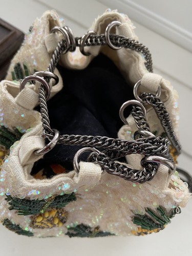 Zara Rare Pineapple Embellished Sequins Pouch Small Evening Bag Ref 4347/204/202 - 第 4/17 張圖片