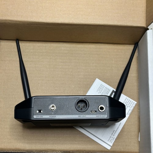 Shure GLXD4+Z3 Digital Wireless Dual Band 5.8GHz/ 2.4GHz Receiver with AC - Picture 5 of 6