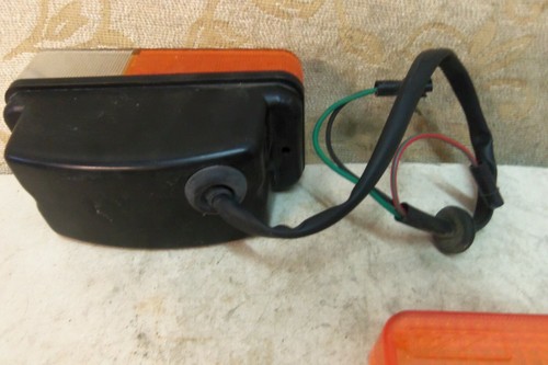 NOS LEYLAND AUSTIN ROVER METRO RH FRONT INDICATOR LIGHT LAMP ASSEMBLY & LENS - Picture 2 of 3