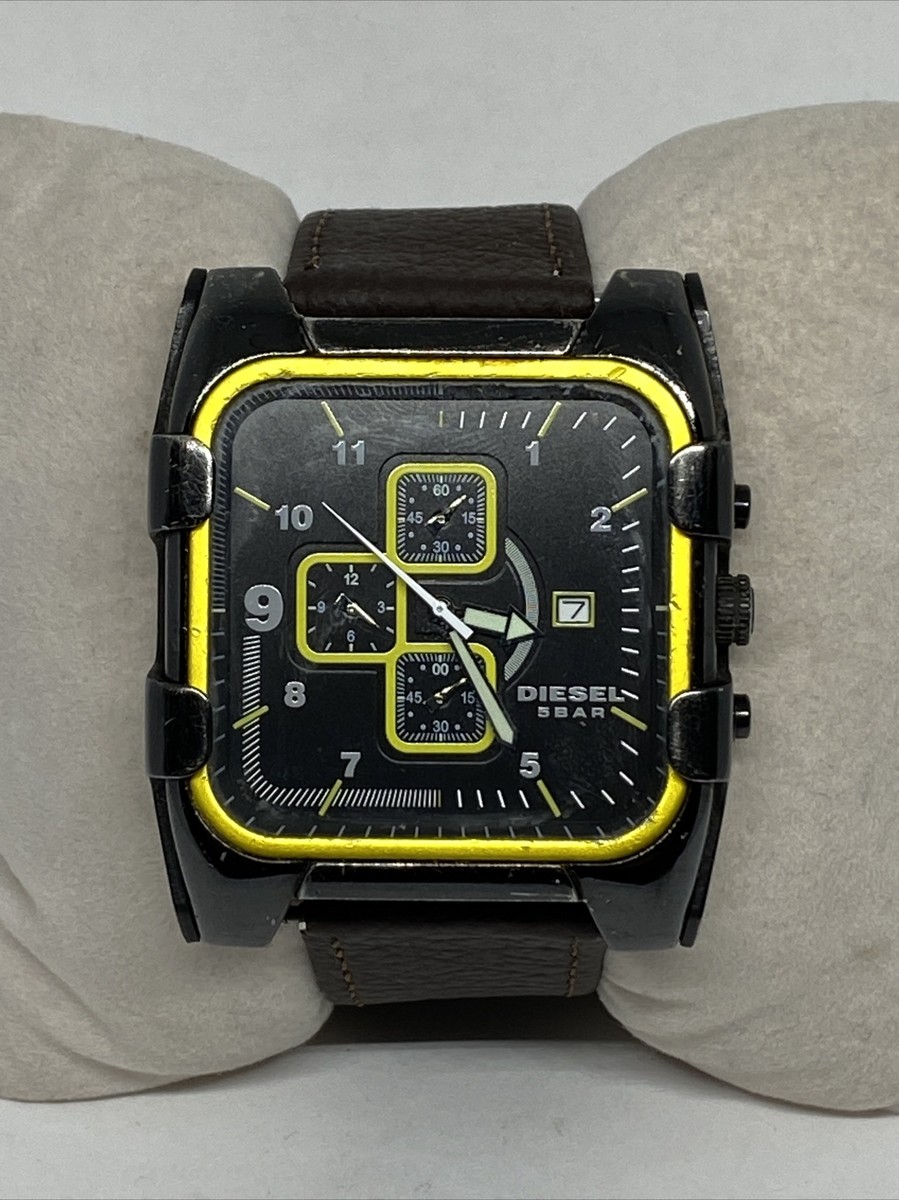 Diesel DZ-4147 Men's Brown Leather Analog Black Dial Quartz