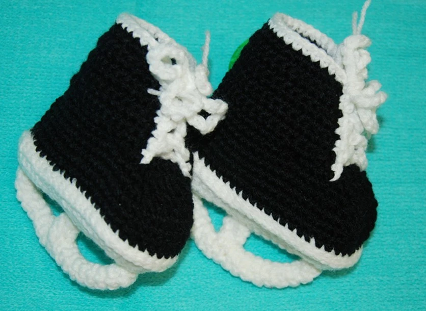 Handmade Crochet Hockey Skates Baby Booties 0 6 Months eBay