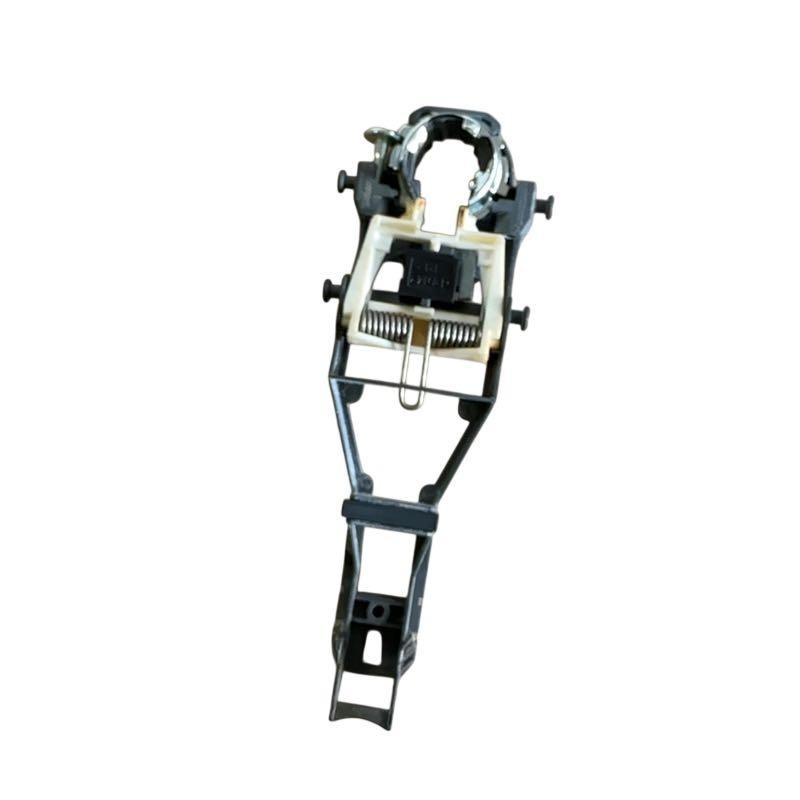 Support poignée de porte avant droite 1K0837886A résout le jeu de poignée sur Golf 6 Variant