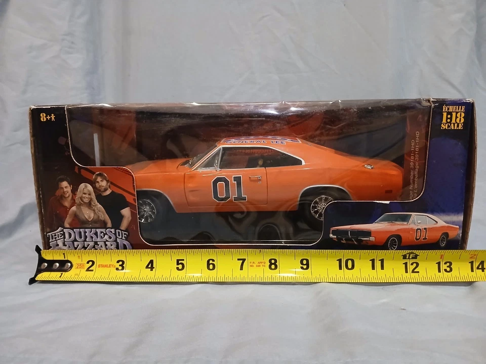 ЗАРЯДНОЕ УСТРОЙСТВО DODGE DUKES OF HAZZARD генерал Ли — 1969 г. — 1:18 от RC2 JOYRIDE - Изображение 3 из 4