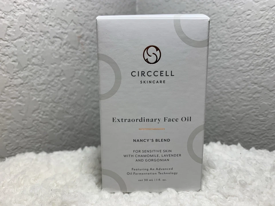 CIRCCEL Skincare Extraordinary Face Oil Nancy's Blend for Sensitive Skin 1 fl oz - Image 2 of 4