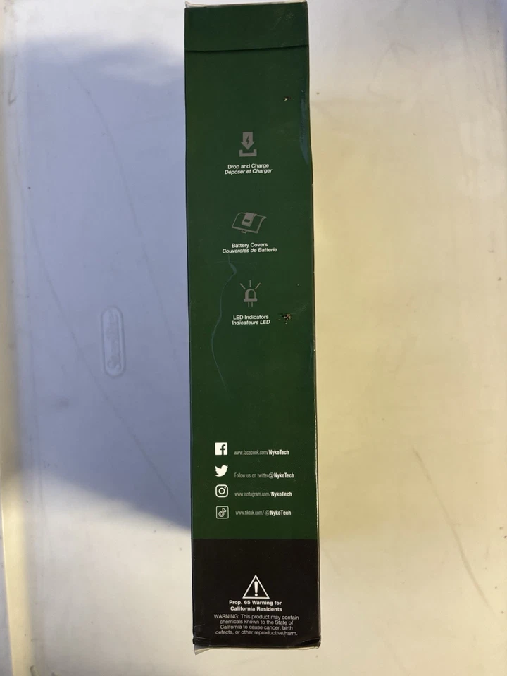 Nyko Charge Base for Xbox One & Xbox Series X - White Unused - Image 4 of 4