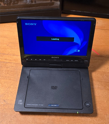 Sony DVP-FX930 Portable DVD Player 9'' LCD Screen with AC-FX150 Charger & NP-FX11