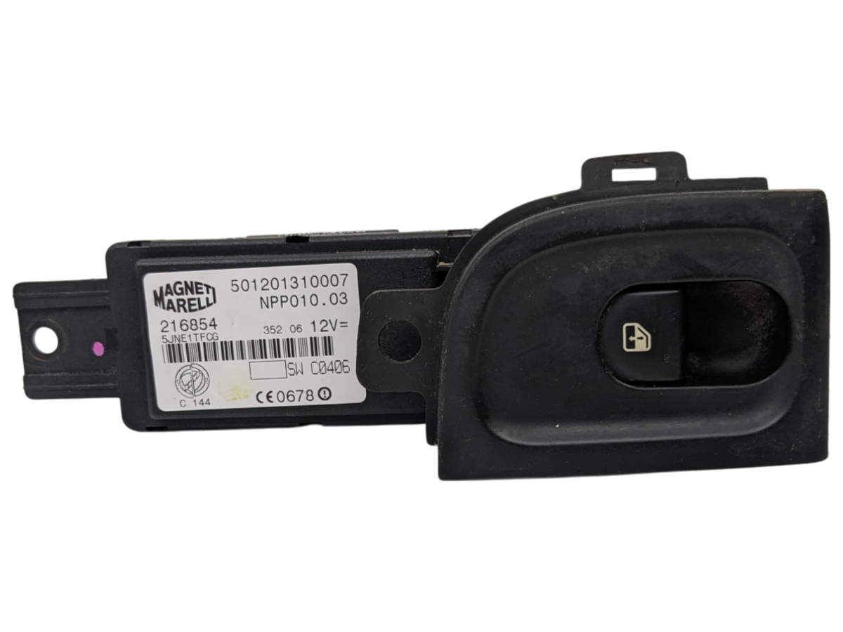 03-13 Maserati Quattroporte M139 Front Right Side Window Switch