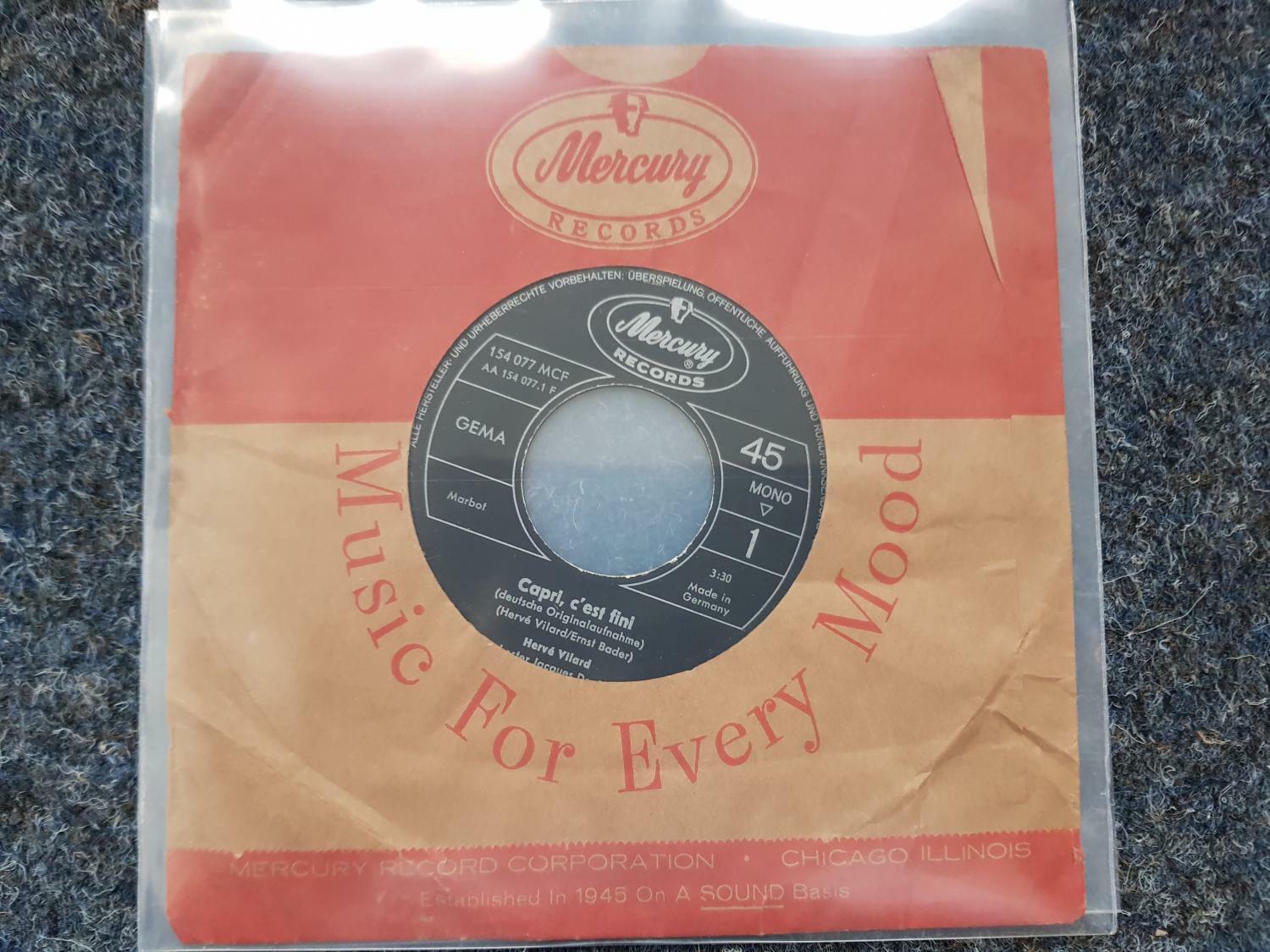 7"" Single Vinyl Herve Vilard - Capri, c'est fini SUNG IN GERMAN