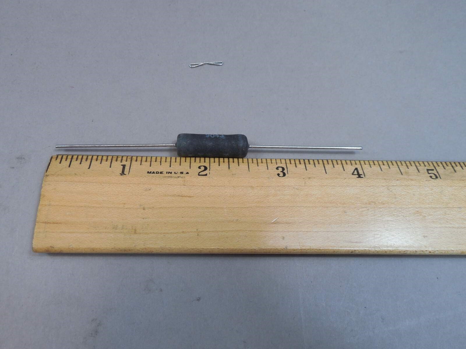 Lot of 45 Dale Wire Wound Resistor RW67VR10