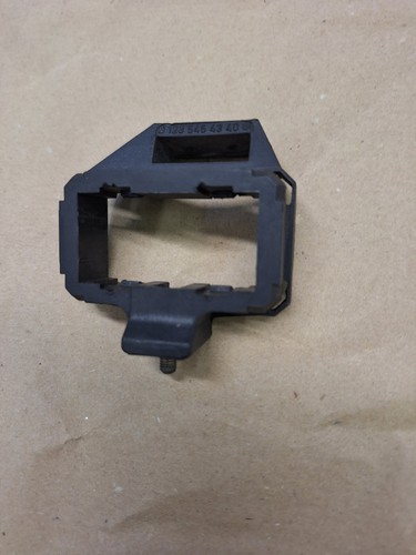 Mercedes W123 Halterung Kraftstoffpumpenrelais, original, 1235454340