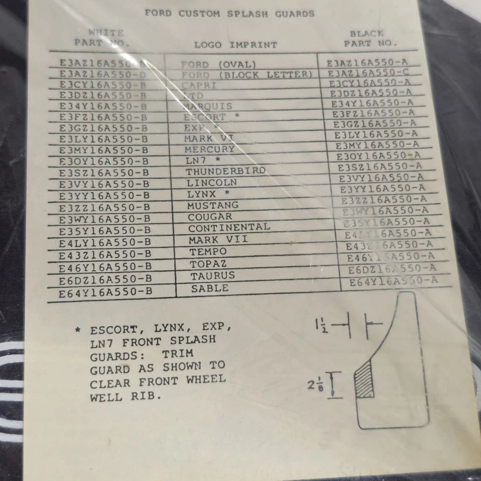 老式福特 EXP 原始设备制造商车轮防溅板 2 包黑色(全新旧货) — 第 3/3 张图片