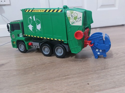 Dickie Air Pump Recycle/Garbage Truck Toy with Dustbin - Picture 3 of 8