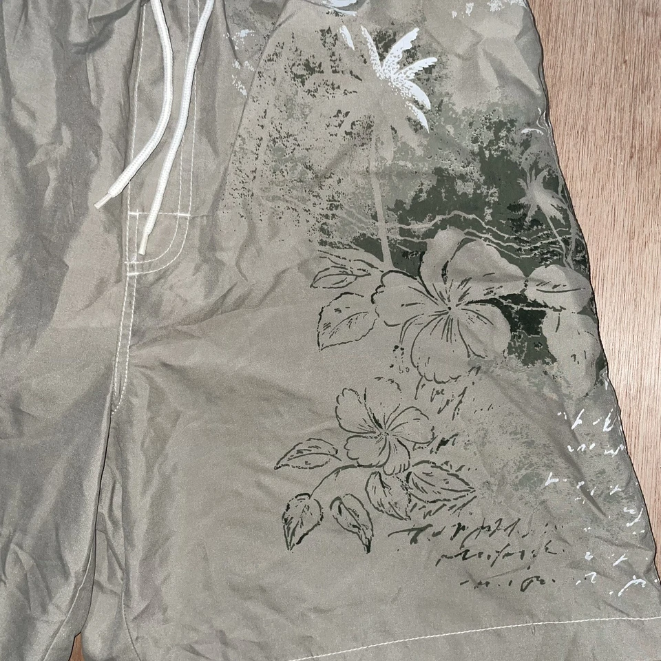 Caribbean Joe Mens Shorts Large Floral Lined Swim Trunks Cargo Pocket - Image 2 of 4