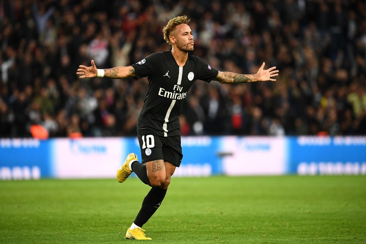 🔥🇫🇷 Jordan PSG Neymar Jr #10 18/19 Champions League Home 🔥🇫🇷 Jordan PSG Neymar Jr #10 18/19 Champions League Home