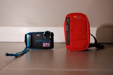 Fujifilm FinePix XP120 Waterproof Digital Camera Blue w/ Case TESTED and WORKS