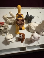 GI Joe rescue husky with harness (rare) plus 14 additional dog and cat figures.