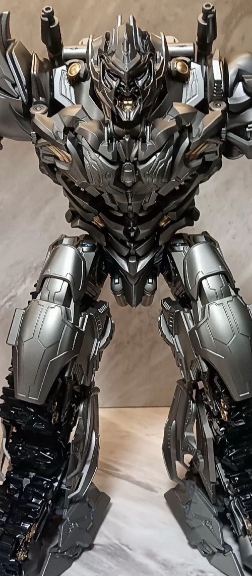 Tank Mega Commander LS-06 Megatron Transformers Action Figure Die