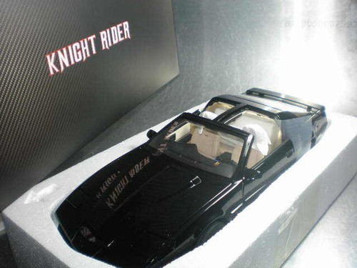 1/18 Hotwheels ELITE #X5469 KNIGHT RIDER KITT KNIGHT INDUSTRIES Two Thousand