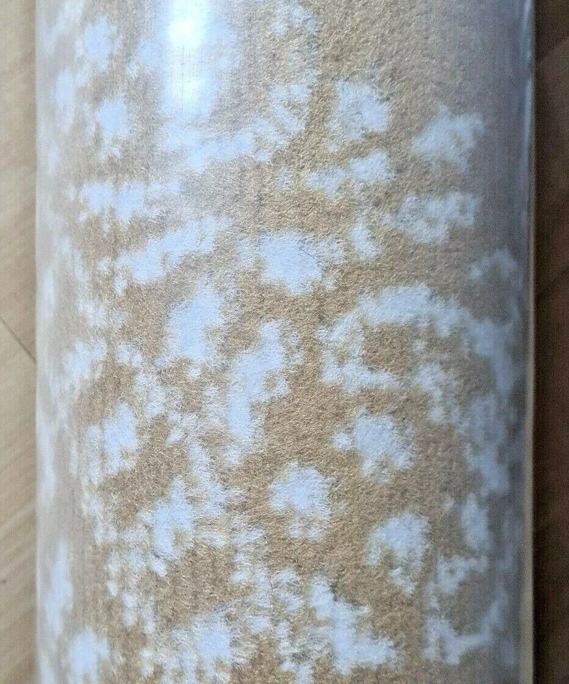 Linon CAPRI COLLECTION Medallion Home Decor Polypropylene 4'4"x7'3" Rug Beige - Image 4 of 4