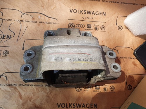 Original VW Beetle II 1,6 TDI 77KW Getriebehalter 1K0199555CD 10.2011-10.2014