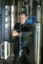 Ewan McGregor Autogramm signed 20x30 cm Bild