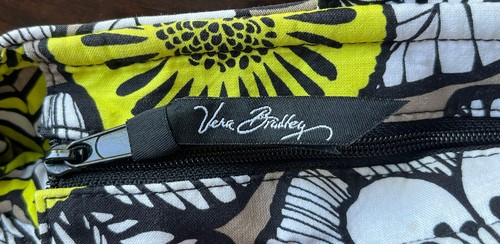 Borsa Vera Bradley grande con cerniera e tasca a levetta in borsa per pannolini motivo limone - Foto 19 di 19