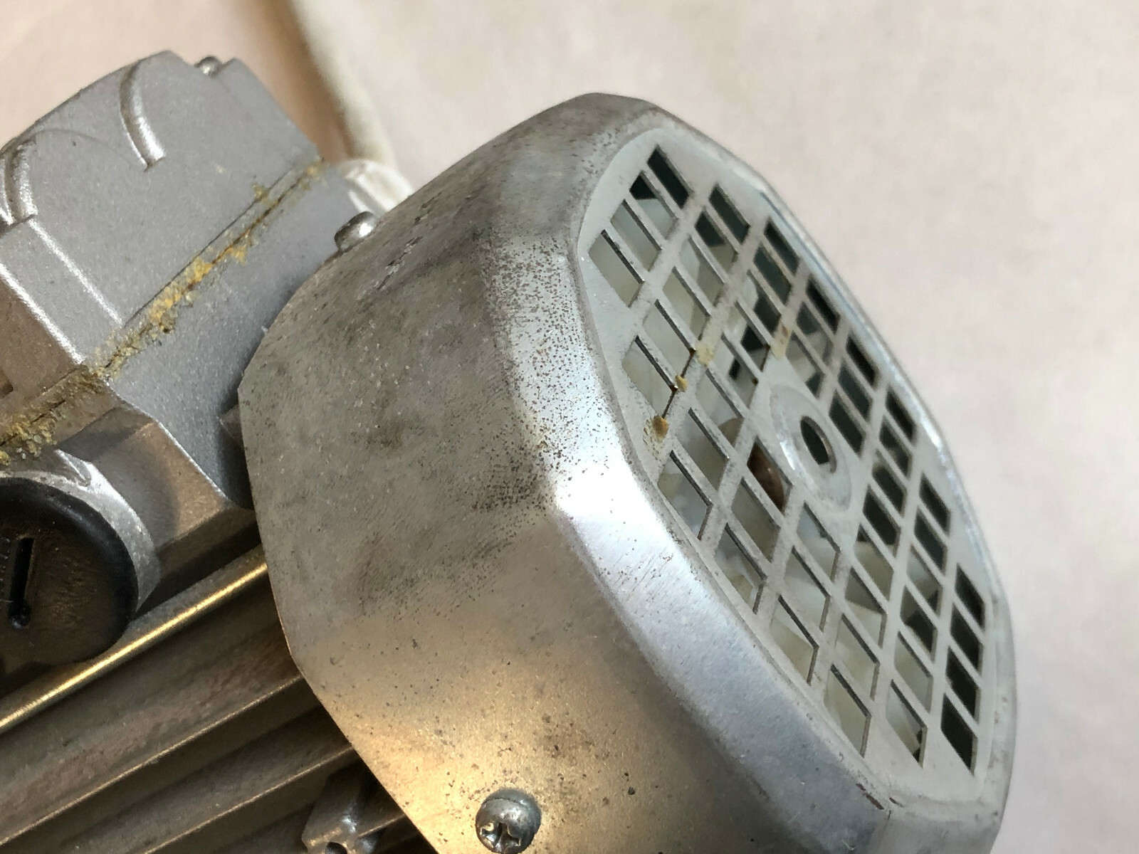 BONFIGLIOLI GROUP 830321000,BN27 C4,200280181,VF 27/VB 3 PHASE 