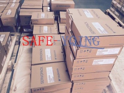 1PCS NEW Yaskawa AC Servo Motor SGMAV-C2A3A21