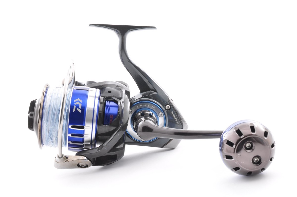 Daiwa 15 Saltiga 5000H Spinning Fishing Reel Big Game Near Mint