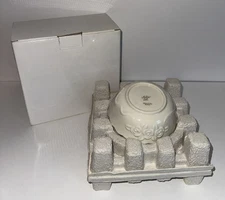 Beautiful Lenox 4.5 Rose Blossom Bowl 24k Gold Trim Original Box #092384