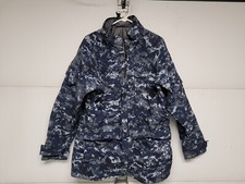 US Navy Gore-Tex Digital Camo Working Parka Size Medium Regular Hooded
