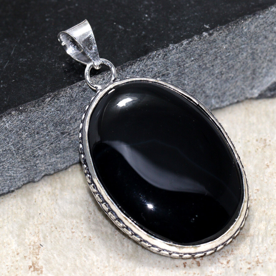 925 Silver Plated Black Onyx Ethnic Pendant Gemstone Jewelry Size 2