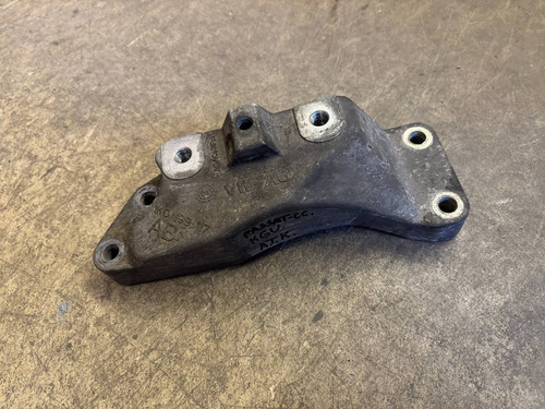 Getriebehalter VW Passat CC Getriebelager 1K0199117AB Halter Lager