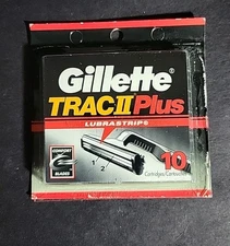GILLETTE TRAC II Plus Razor Cartridges 10 Count LUBRASTRIP Twin Blades NEW