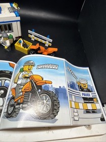 LEGO City #7286 - Prisoner Transport Complete Set with Instructions Retired Set